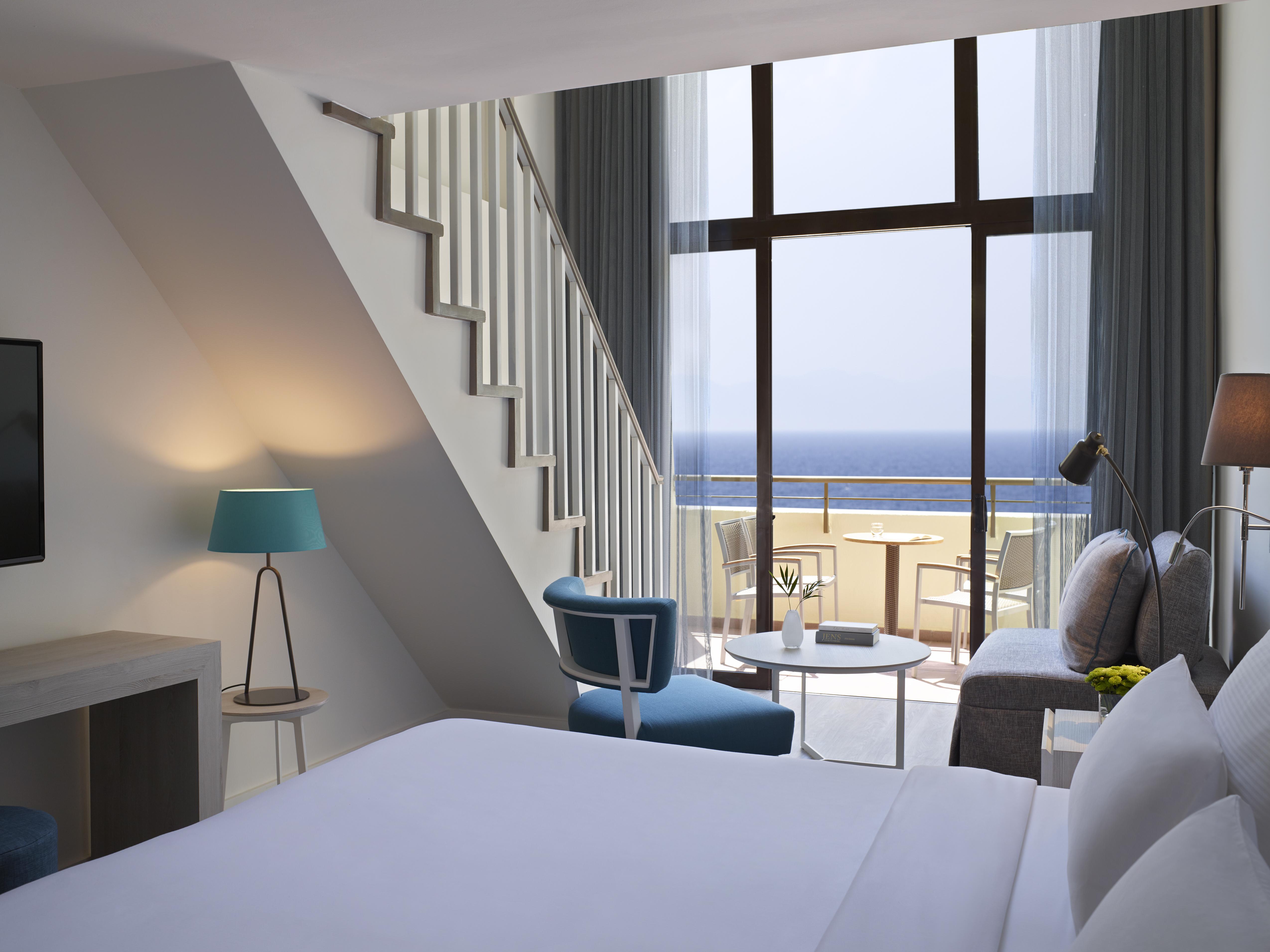 Amus Hotel & Spa Ixia  Ngoại thất bức ảnh A room at the hotel