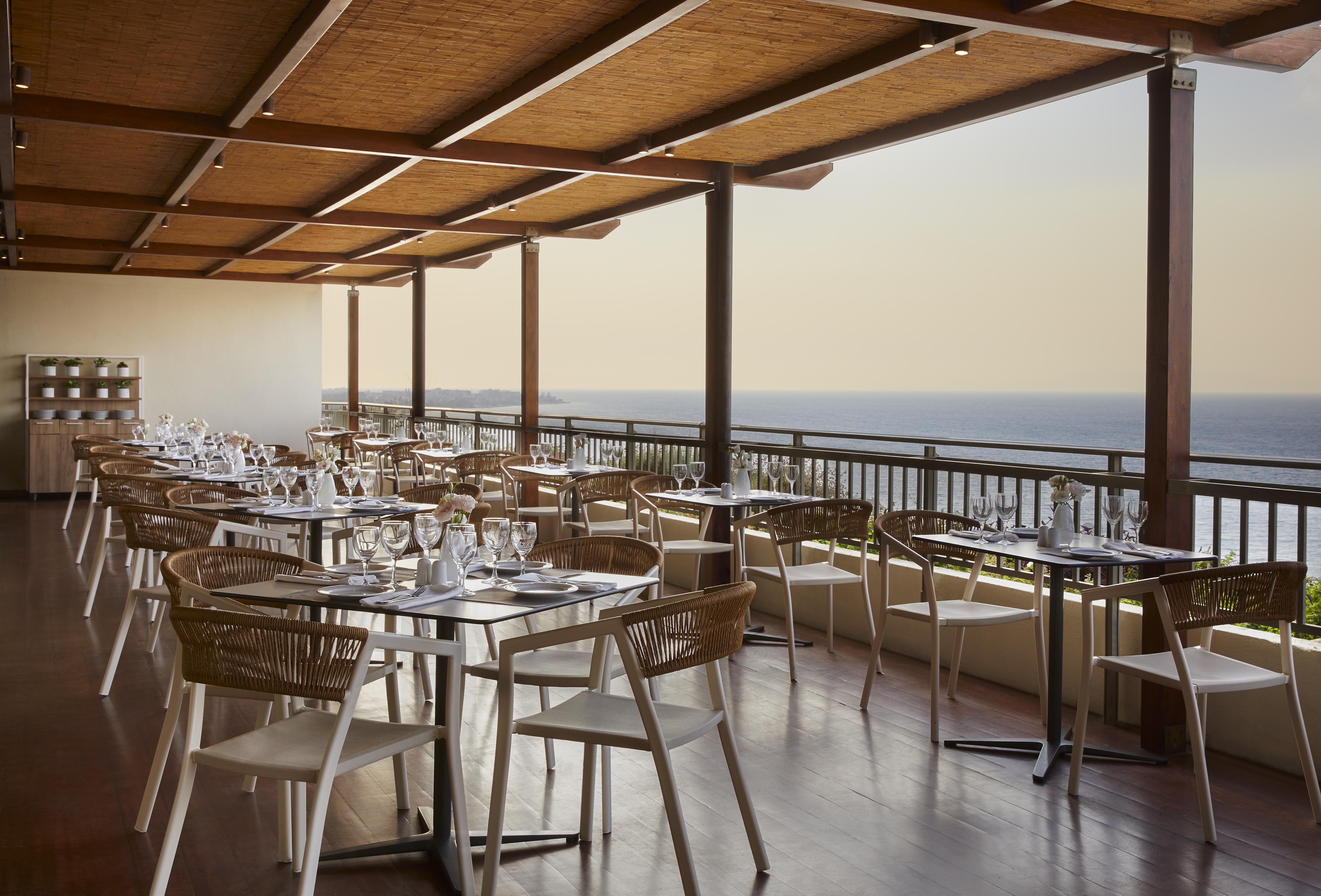Amus Hotel & Spa Ixia  Ngoại thất bức ảnh The Terrace