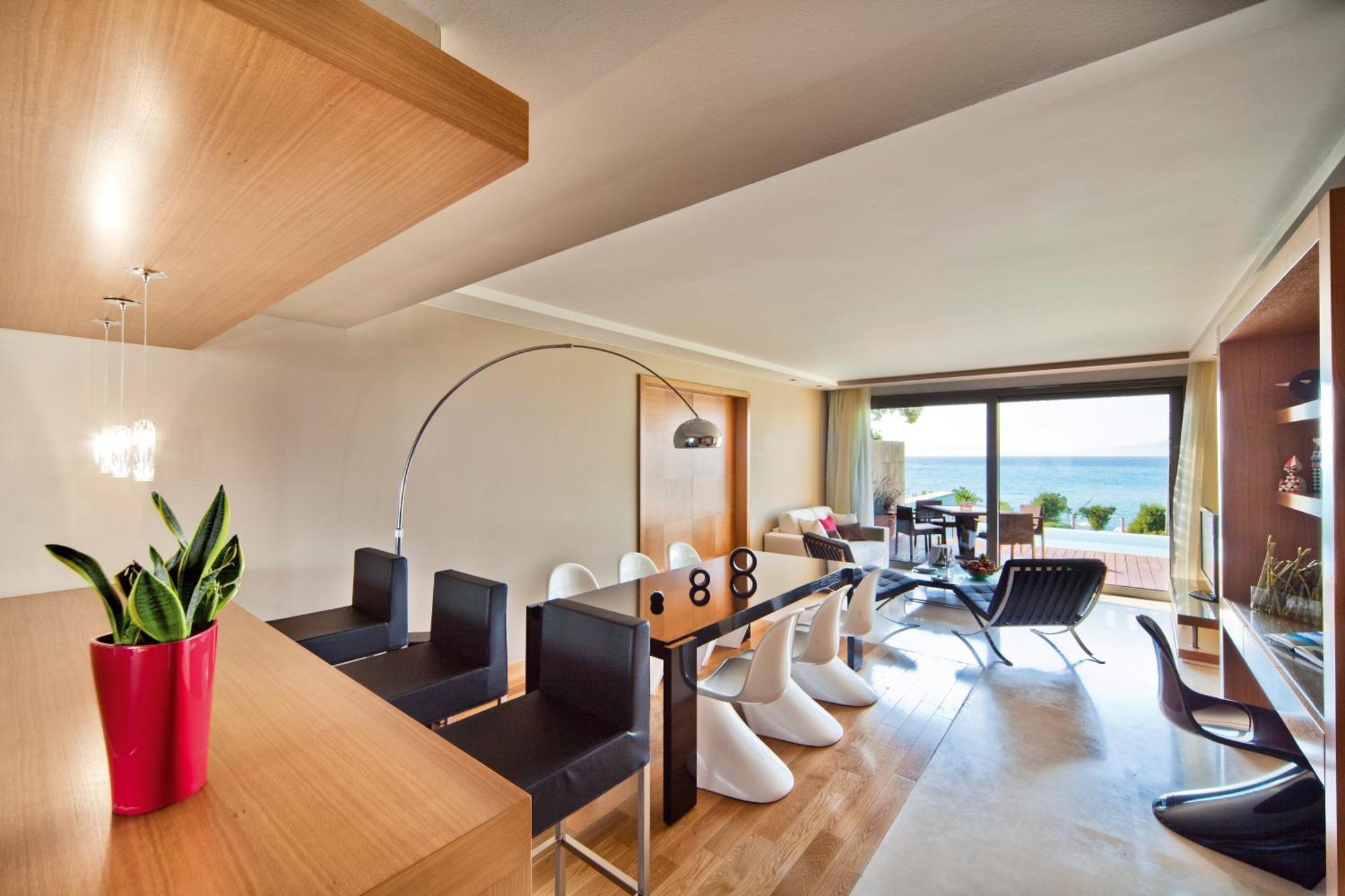Amus Hotel & Spa Ixia  Ngoại thất bức ảnh Interior of a modern house