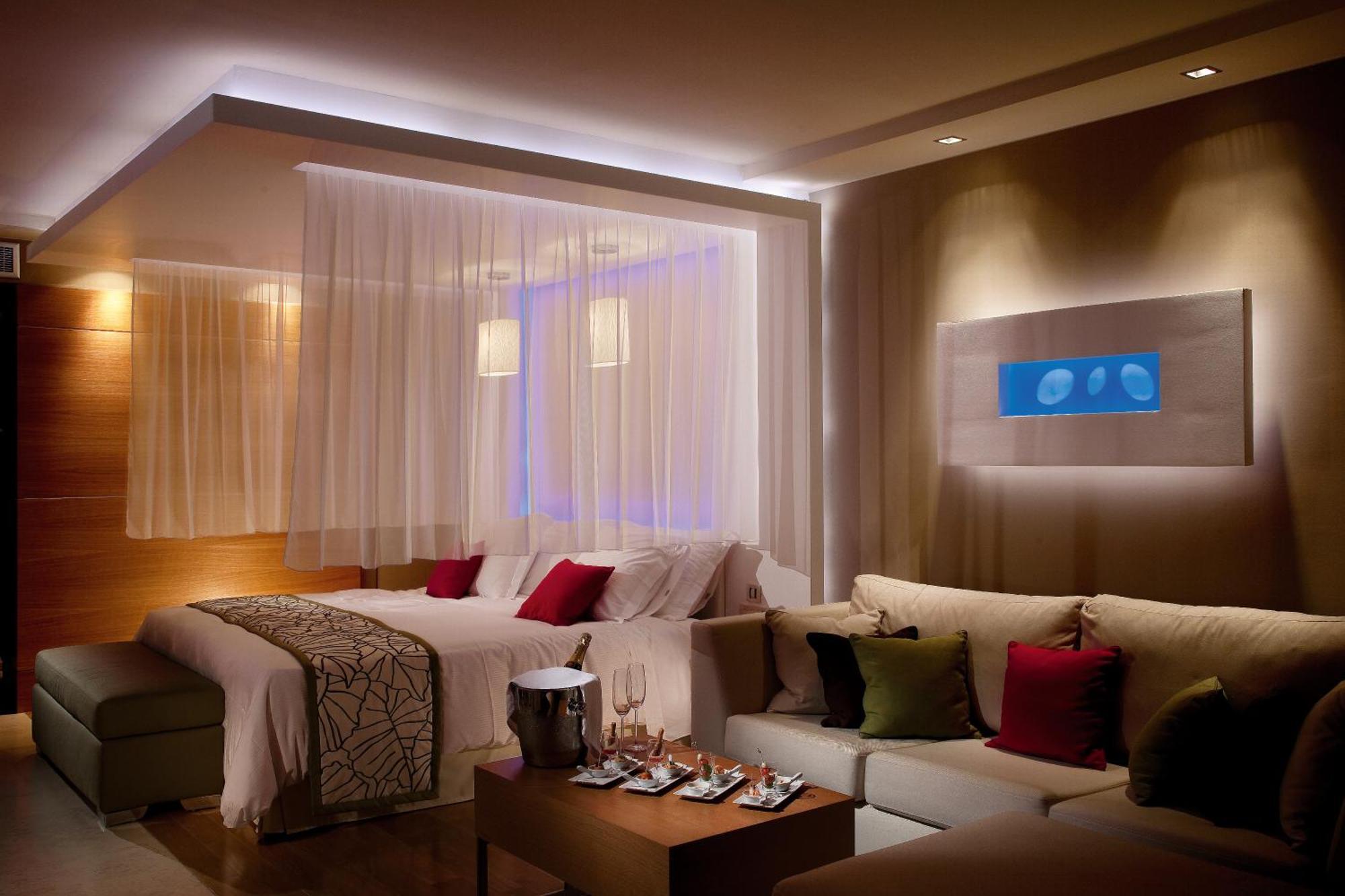 Amus Hotel & Spa Ixia  Ngoại thất bức ảnh A room at the hotel